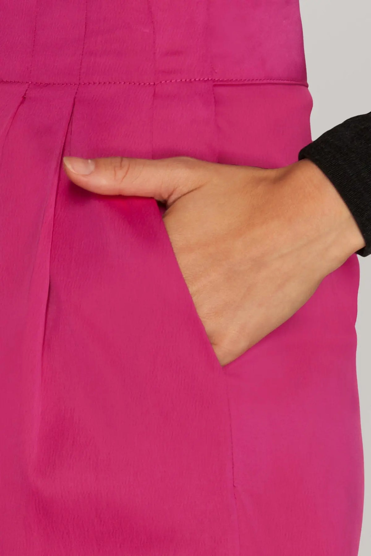 Magenta Satin Pants With Pleats