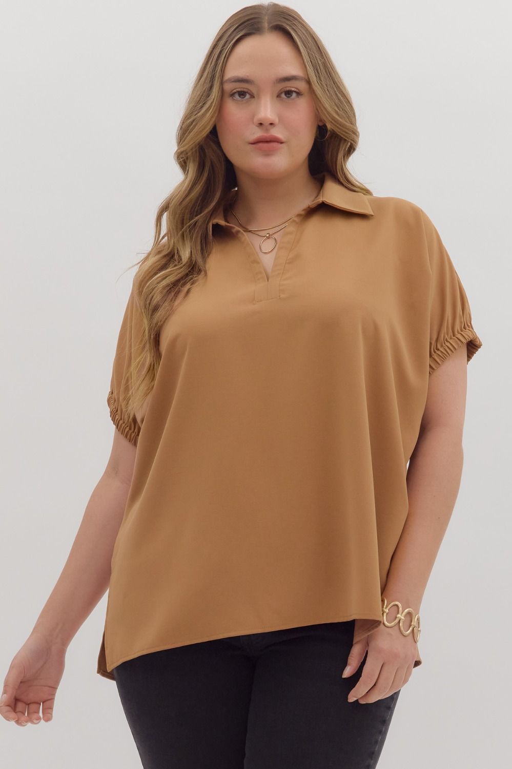 Plus Solid Short Sleeve Split Collar Side Slit Hem Top